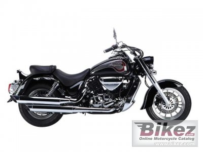 2011 Hyosung GV700C EFI photo